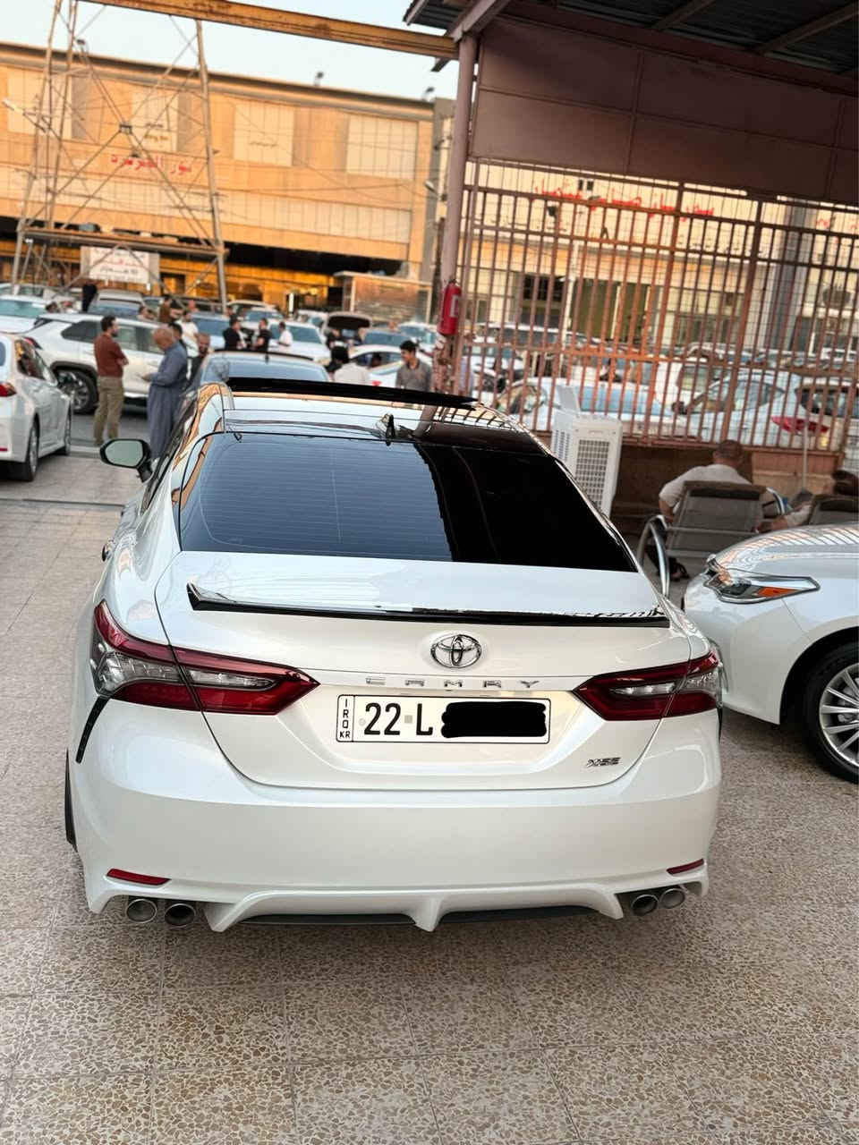 Toyota camry Xse 2021 
فول مواصفاتي بي داتاشؤ 
صقف ره ش بيلادي شاشه گه وره گوشن جلد پانؤراما به سمه ويل ١٩ 
چاملخي پشته وه كليره + دوو په له صبوخي هه يه 
بي ايرباگ گيرو مكينه به شه رت دينار مسروفي تيا نيه زؤر خاوينه 
تب هه ولير *********** واتس اب 
رقم شانصي. 4T1K61AK4MU450693 أربيل, العراق
