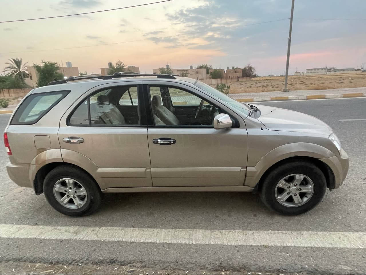 کیا سۆرینتۆ مۆدێل 2006 فول فول خلیجی محرک 6 سلندر 3.500 گیرو محرک بشرط دفتر بنزین موجود مابی ای شی کهربائیات کل بشرط مابی مسرف سیارە کلین فقط بیها شبر بارد من بونید سعر 83 بیا مجال *********** كركوك, العراق
