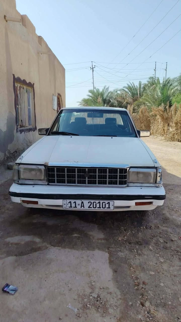 سلام عليكم سياره للبيع سوبر مديل 85 رقم نكليزي كير ومحرك شرط كهربائيات كله شغاله سياره جاهزه من كلشي كير عادي السعر 28 وبيه مجال للستفسار ***********
