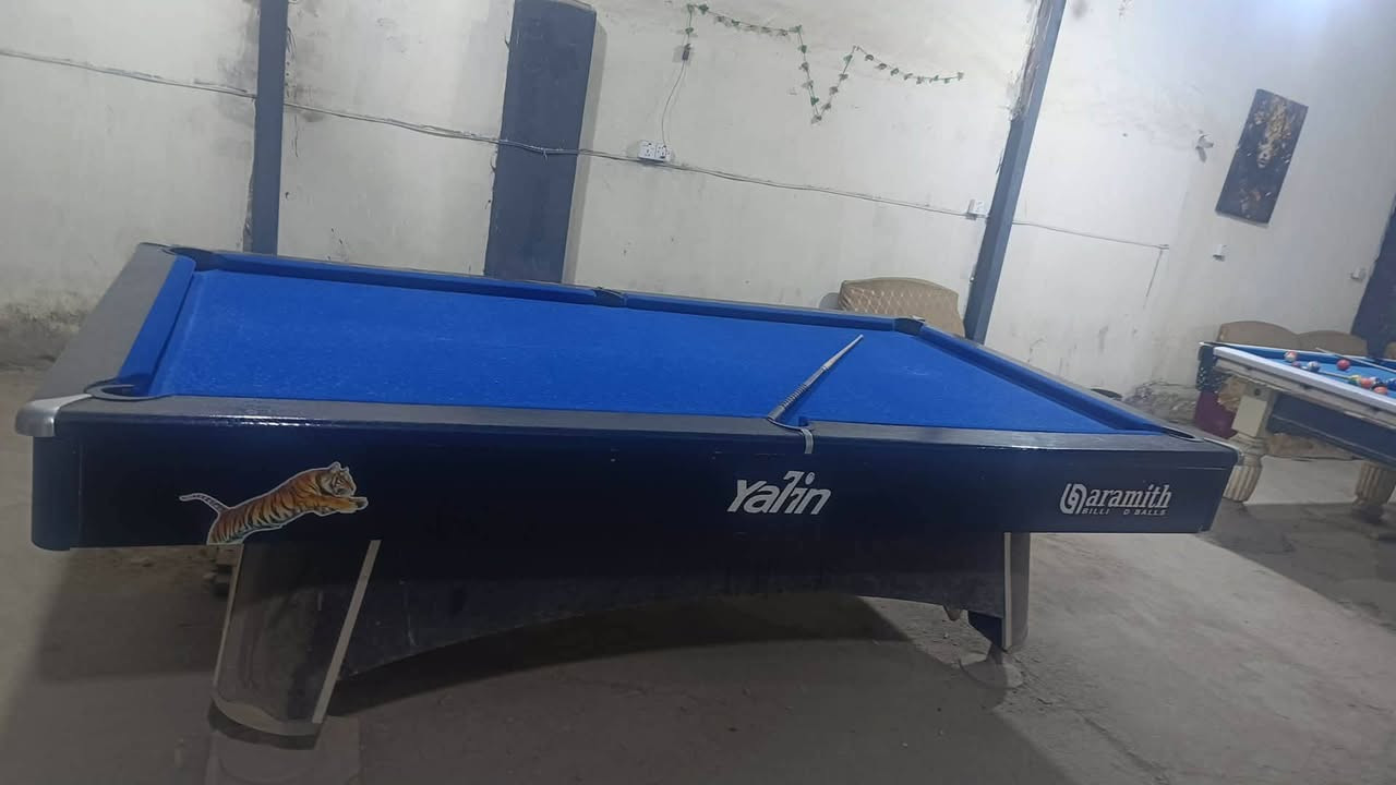 ميزين يلن للبيع الواحد ع650
وميزين فرخ سنوكر الواحد ع 350
اليريدهن يتصل 
***********
