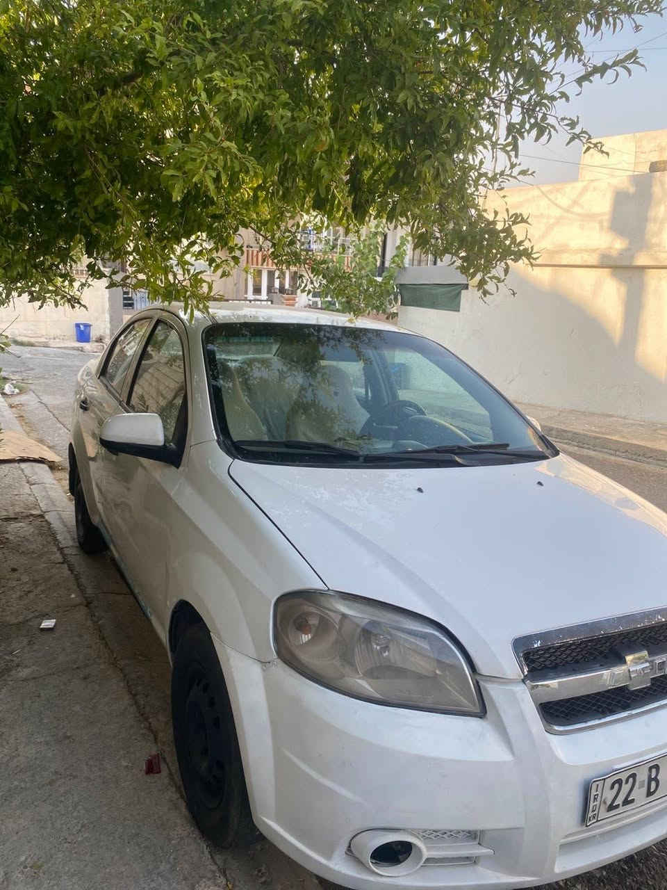 سلاو  
ئەڤیو مودێل 2007 گێر عادی   بوفروشتن  تەقەو رەقە  بەشەرت تازە کامل کراوە  سەنەوی بەسەر چوە 280هەزار غرامەی لەسەرە  50وەرەقە مەجال 
تێبینی ئەوە رەقەمی ساحێبیتی***********
