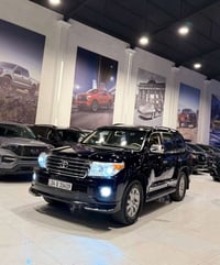 لاندكروزر • ٢٠١٣ • محرك V6