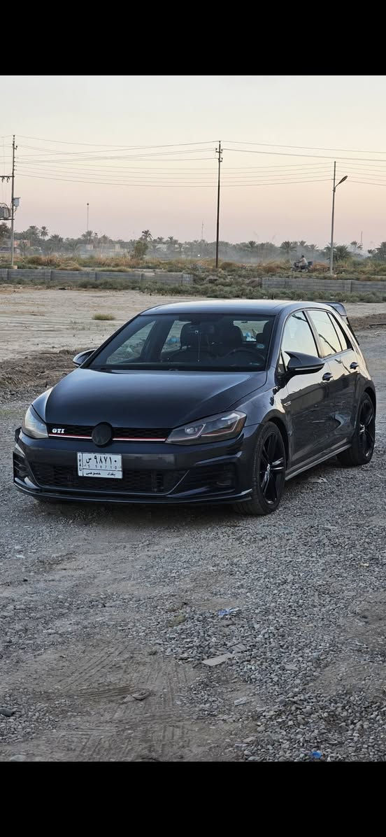 كولف 2018 gti 7.5
مواصفات كاملة بانوراما شاشة لمس كاملة 
كشنات جلد نقاط عمياء كل المواصفات بيها نازله 
السيارة مزودة ستيج 1+ 
داون بايب + فلتر شوته k&n 
برمجة طلقات على السبورت 
ماشية 100 الف كيلو 
ادامه كامله عليها من تنضيف محرك قبل فتره 
دبلات جديده امامي + كل اذاين السيارة جديده 
كومبريسر تبريد جديد فريز مبدل جامه امامية جديده 
تايرات امامي جديد داخل ضمان
درايم شفت يمين يسار وكاله مبدل  
شمعات جديد صدر كله كامل ما بي نقص
السيارة كله محسن وسوبر + فقط دهن موتل 8100 باور اغلى دهن

نقصها فقط عقل ايرباك موكع عليه مي من دا ابدل الفريز 
ووكف ينرادله فقط تبديل 

الحادث : فقط جزء صغير من البنيد 
والباب الخلفي مال سكن بالنقل من امريكا مضروب وصابغي
+ بارد جاملغ انطخت عندي 

السعر 15 الف قفل 
رقم الشاصي : 3VW447AU2JM250237

رقمي للتواصل : ***********
تفحص تكلي اقتنعت مبروك عليك
