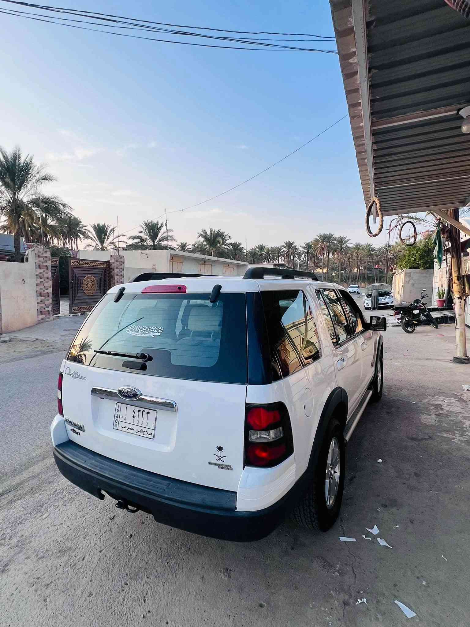 اكسبلور • ٢٠٠٧ • بدون صبغ
