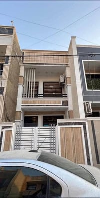 دار للبيع المساحه 100 متر  الواجهه 4 متر  النزال  25 متر  العنوان/- حي...