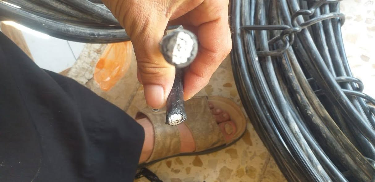 ضفيره للبيع الطول 125 متر   ***********
