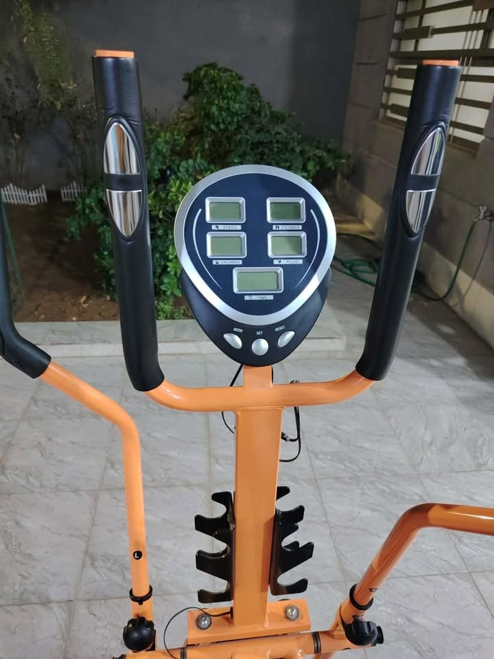 اجهزه رياضيه نظيفه شغاله للبيع شغاله للاستفسار
‭***********‬
