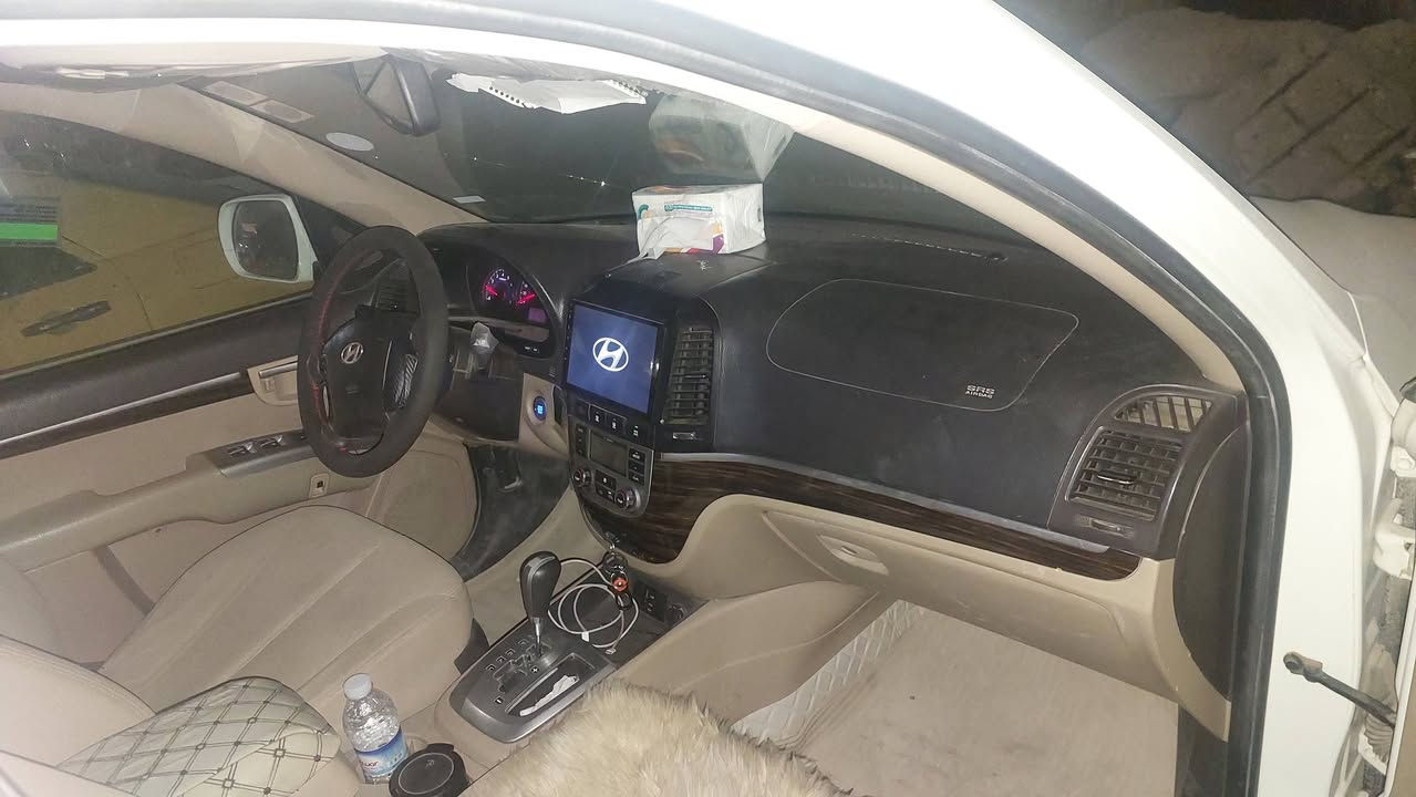 سنتافيه ٢٠١١ خليجي ٦ سلندر ٧ راكب سياره جاهزه ولحمد الله سعر ١٣٥ التصال ***********

نص مكتوب في الصور:
- EXPERT CENTER
- مركز الخبراء
- لفحص السيارات بالسونار ونظام الهزة والداينو باور
- تقرير الفحص النهائي
- اسم الزبون: سامي هبسي
- رقم الموبايل: معرف
- الماركة : هونداي
- النوع : سنتافيا
- رقم العجلة: 43519 بغداد
- سنة الصنع : 2011
- تاريخ الفحص: 2025/10/15 وقت الفحص: 12:00م
- ملاحظة :- المحرك مفتوح
- الكير مفتوح
- مركز الخبراء لفحص السيارات
- الجزء العلوي
- لا يوجد ضرر
- الجانب الايسر
- بارد ورصعات موضحة
- الجانب الايمن
- فتح وصبغ ومعجون الباب الخلفي مع صبغ ومعجون في الهلال مع بارد موضح
- المصد الخلفي
- المصد الامامي
- ضرر أمامي في المقدمة الأمامية موضح للمشتري مع فتح وصبغ ومعجون البنيد
- ملاحظة : نخلي مسؤوليتنا بعد انتهاء الفحص وتسليم التقرير الى الزبون
- ميسان حي الصناعي قرب معارض الكسور
- ***********
- ***********