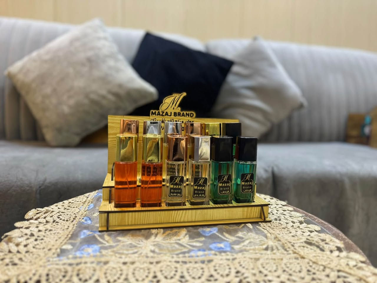 ):*
> عطر مزاج تغير نفسيتك ✨
> MAZAJ BRAND
>
> مو عطر عادي.. هذا مزاج كامل 👑
> وفرنالكم اكثر من 25 نوع عطر رجالي ونسائي بثباتية عالية وفوحان يدوم طول اليوم
>
> موجود عدنا:
> L3 - تي روز - أنا الأبيض - جورجيو Si - فانيلا جويـس - رشا - كاندي والمزيد...
>
> 📦 متوفر جملة ومفرد
> 🚚 توصيل لكل العراق
>
> اطلب هسه والكمية محدودة 👇
> للطلب راسل الصفحة خاص

الرقم ***********
> 🔥 عرض اليوم من مزاج براند 🔥
> كل ١٥ درزن 
درزن مجاني 
>
> #مزاج_براند #عطور #عطرك_هويتك
