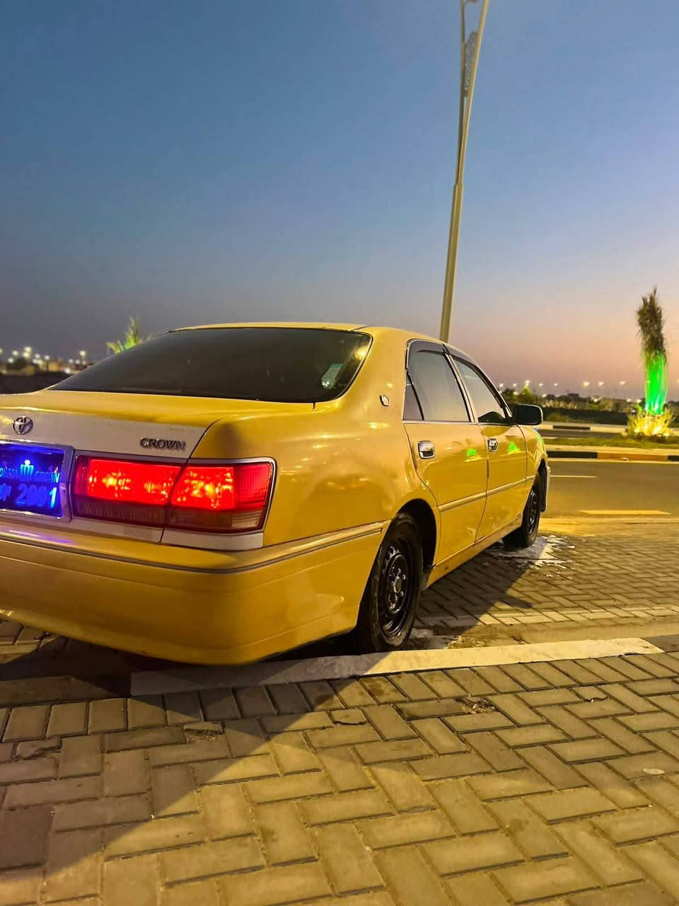 جنون موديل 2002 معلايه 2007 كير مكينه حداده كفاله
فقط كصه قماره الباقي كفاله وقم صدامي صاعده هزه وكامله معاملته موجوده اتريد تحويل اتريد وكاله بليعجبك
تخم تاير جديد كهربائيات شغاله من اطول لطول
غرفه جديده بدي نضيف تبريد ثلج ماناقصهه شي السياره حلوه ومالت بيت السعر 40ورقه وبيه مجال سنويته منتهيه من ال2017 مصفره هيئه وغرامات ربع مامطلوبه تاخذ صافي العنوان البصره الجزيره شارع الحوطه مقابيل خطوه العباس اني مكلف بنشر هاذ رقم صاحبه وتصل ***********
