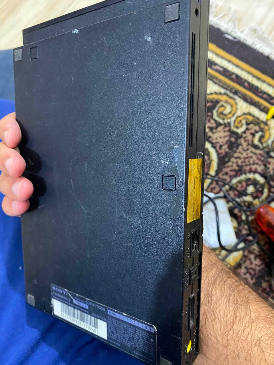 سلام عليكم بلي 2 نظيف جداً شغال فلاش واقراص ما مفتوح ولا مصلح مع كامل ملحقاتة يدات فيش كامل سعرة 40 الف فقط تواصل خاص او واتساب ***********  مكاني زبير
