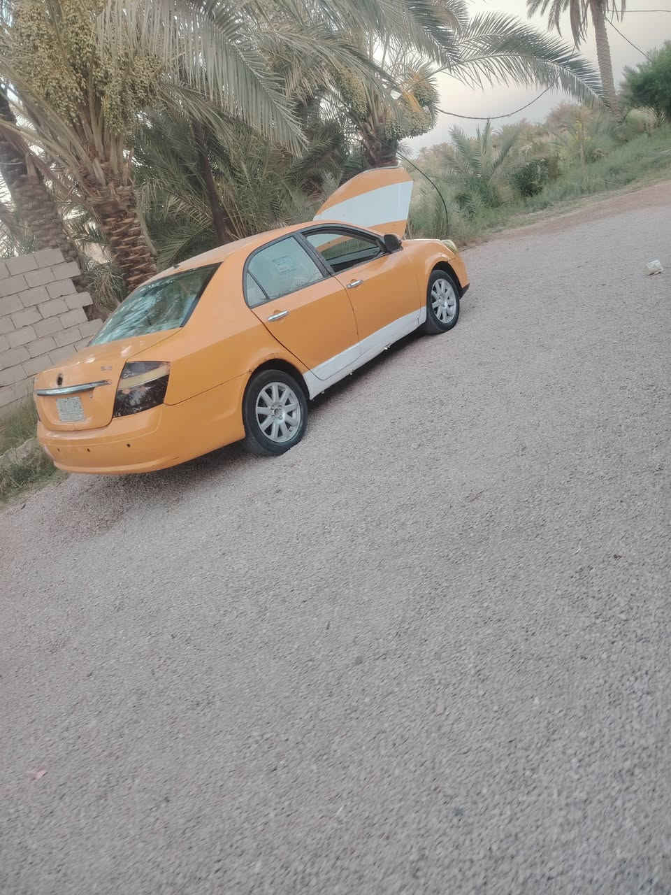 سلام عليكم جيلي موبل موديل  2013رقم بصره اللماني  مكينه وكير خير من الله كير عادي شغل وطلع وين ماكان
  كهربائية شغاله 
 بدون تحويل  سنويه ساقطه   الهيه والغرمات عل مشتري  مكاني السماوه 
   بيع مستعجل 10ورقه قفل
*********** وهاذ رقم صاحب سياره
