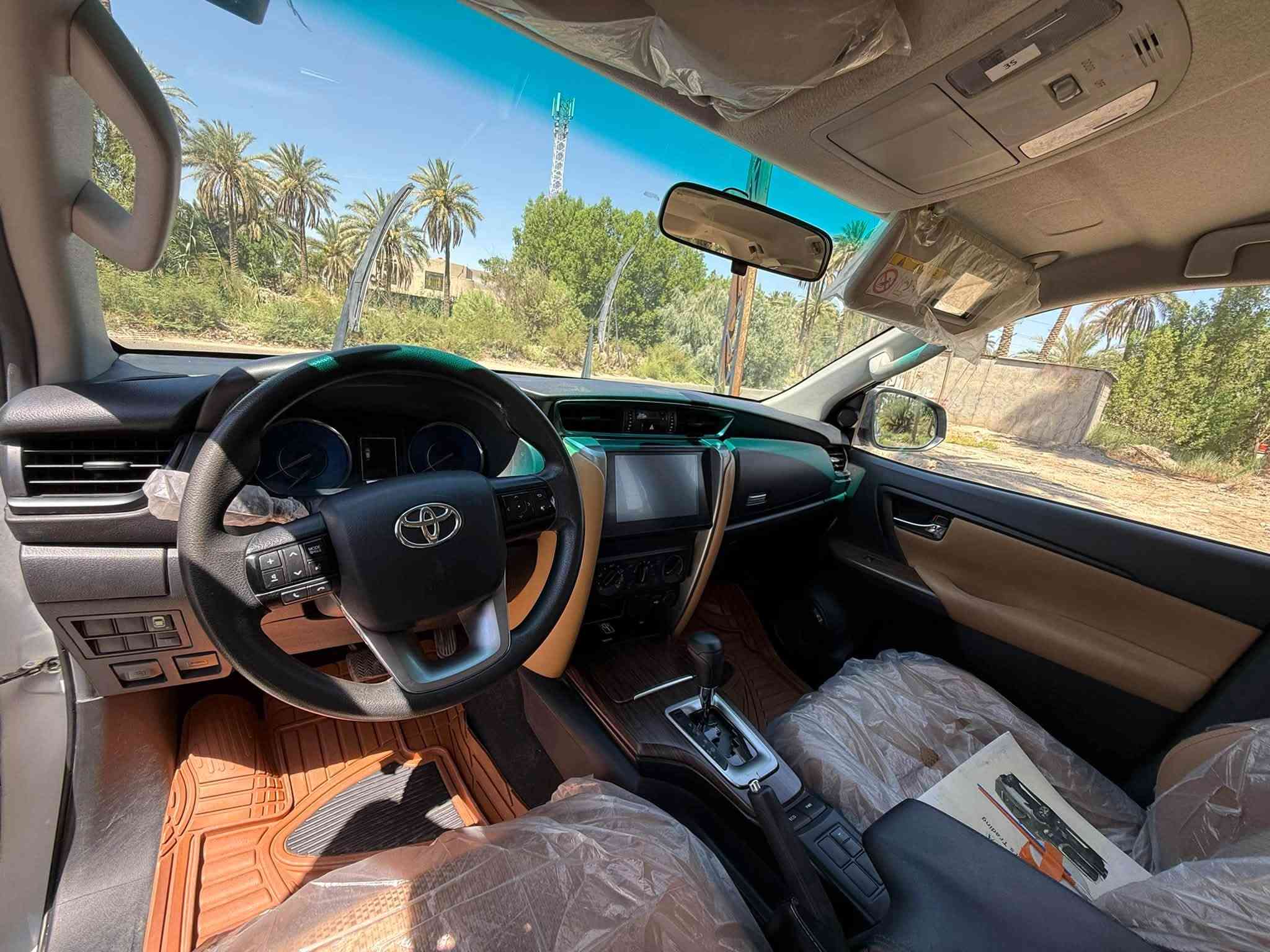 السلام عليكم 🌹
للبيع تويوتا فورجنل 2024 ياباني 🇯🇵

🚙 7 راكب

🔹 محرك 2700 CC

🔹 ماشية فقط 15 ألف كم

🔹 مكفولة كفالة عامة

🔹 مستلمة زيرو ولحد الآن على وضعية الشركة

🔹 كوشنات مخمل

🔹 شاشة

🔹 مراية قابلة للطي

🔹 تبريد ثلج ❄️

🔹 السيارة نظيفة ومرتبة وما تحتاج أي شي

💰 السعر = 305 $، قابل للتفاوض

📞 ***********

