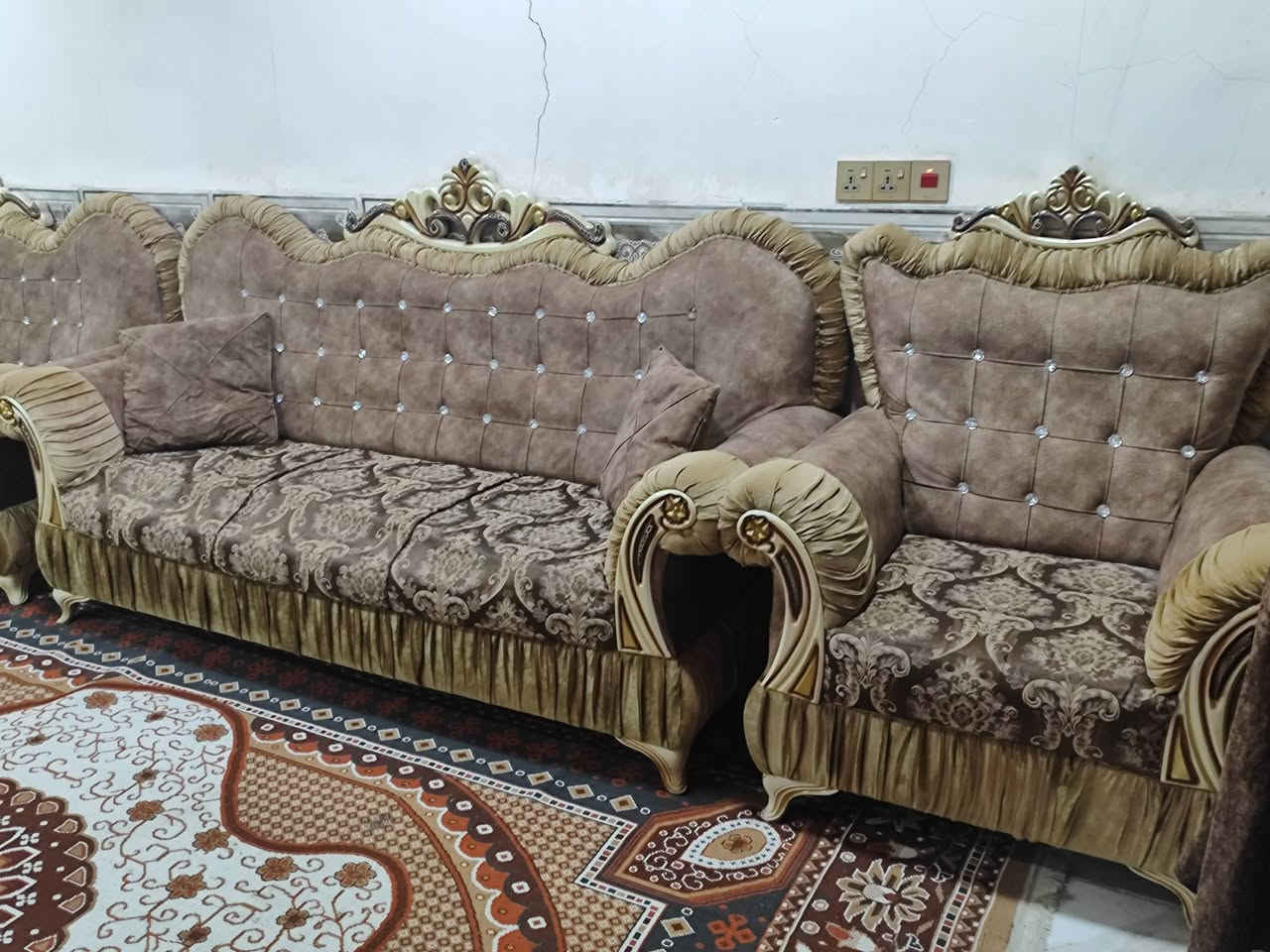 السلام عليكم تخم مستخدم اسختدام نضيف مع سيت طبلات هديه السعر 400 وبي مجال شي بسيط الاستفسار على هذا الرقم *********** العنوان الديوانيه حي العصري
