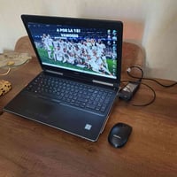 Dell Precision 7520 • 16GB رام • Quadro M1200