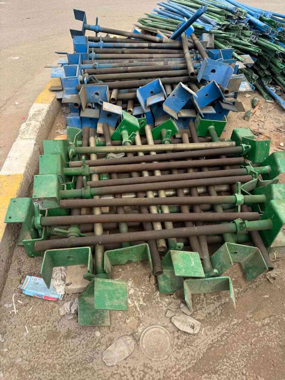 سقالة تركية أصلية • براكيت • جديدة