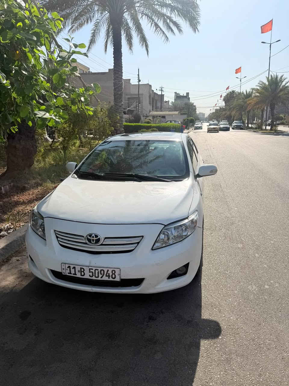سلام عليكم للبيع كورلا ٢٠١٠ خليجي فول لون ابيضّ محرگ ١٨٠٠ مفتوح بس رواجز لا تبخير و لا تنقيص كير كفالة رقم بغداد انگليزي بأسمي هزة ما نافذة تنتهي ٢٠٢٧ / شهر ال ٤ دواخل لغود شواصي كفالة السيارة بيها الجاملغ اليسرة مبدل فقط و بيها كارتين علة كد شبر بالقمارة اني سويتهن و باقي السيارة كفالة سونار داخل المنشور مكاني بغداد السيدية سعر السيارة ١٠٥ ورقة 
رقم *********** بدون واتساب 
*********** بي واتساب
