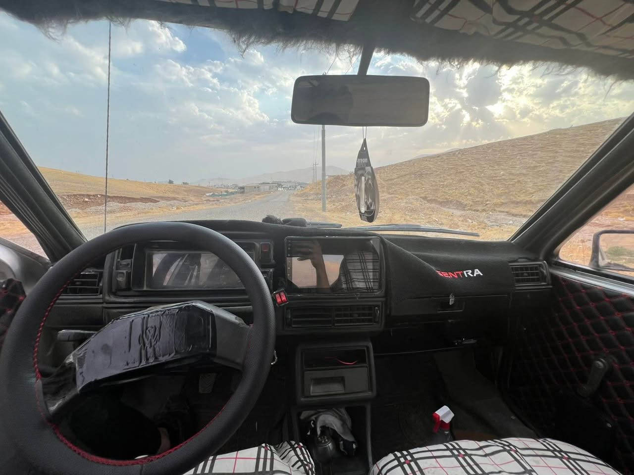 گۆڵف مۆدێل ١٩٩٢ سەنەوی دیالە ماڵی دۆستە زۆر پاکوو جوانە سعری خوار هەموو بازاڕ بەشەرتی ماڵی مەدەنی نەبێوو موسو بڕاوە نەبێ 
 سعری ١٢ و معامەلەیەکی برایانە ڕەقەم تەلەفون *********** Singapore
