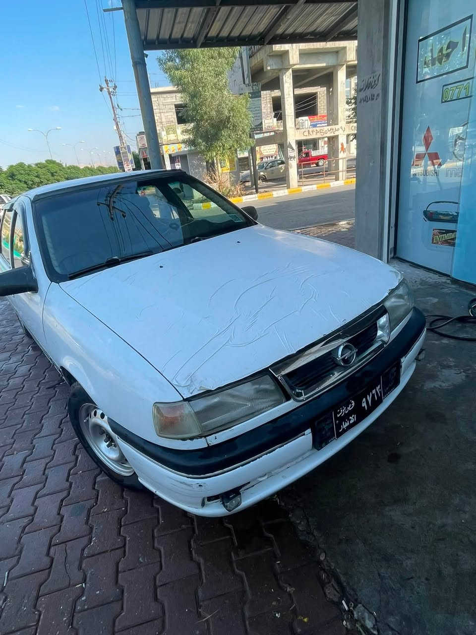 ئۆپڵ ڤیکترا مەکینە ٢٠ علوج کۆدی هەیە بەناوی خۆمەوەیە
ئەنفلۆی بێ عەیب چوار تایەو ویلی تازە لایت و  کارابەی هەمووی ئیش ئەکات ناو گێچ هی بەنزین و حەماوەو هەر هەمویی ئیش ئەکات 
خایسات و کونی گەرمی و هەر هرموی گیراوە مەسرەفی چاکی تیا کراوە 
بێ کێشەیەو بەشەرت
مەکینەی تازە تەشفیت کراوە
گێڕ و مەکینەو دەعم و لێدراو موس و بڕاوەو وەرگەڕان و شت هەر هەموی بەشەرت 
ناو سەیارەکە لە دەرەوەی جوانترە 
١٥ گەڵاو معامەلە
شووینم بازیانە 
جوابی کۆمێنت نادەمەوە لەگەڵ رێزما 
***********
