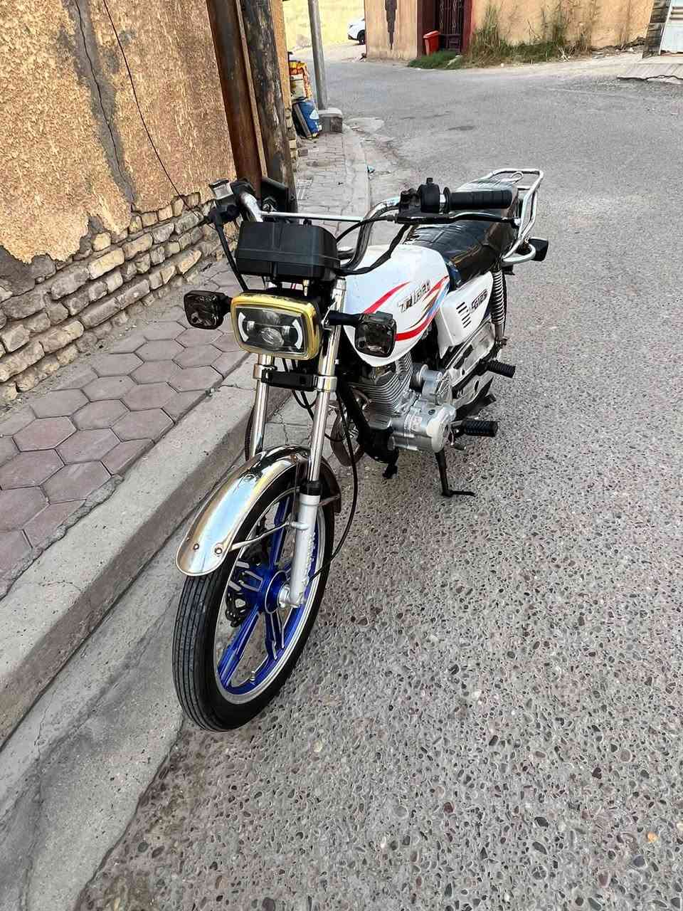 البيع  مكينه مامفتوحه كهربيات كلها شغاله
*********** وتساب فقط
اوراق
 سعر 450
