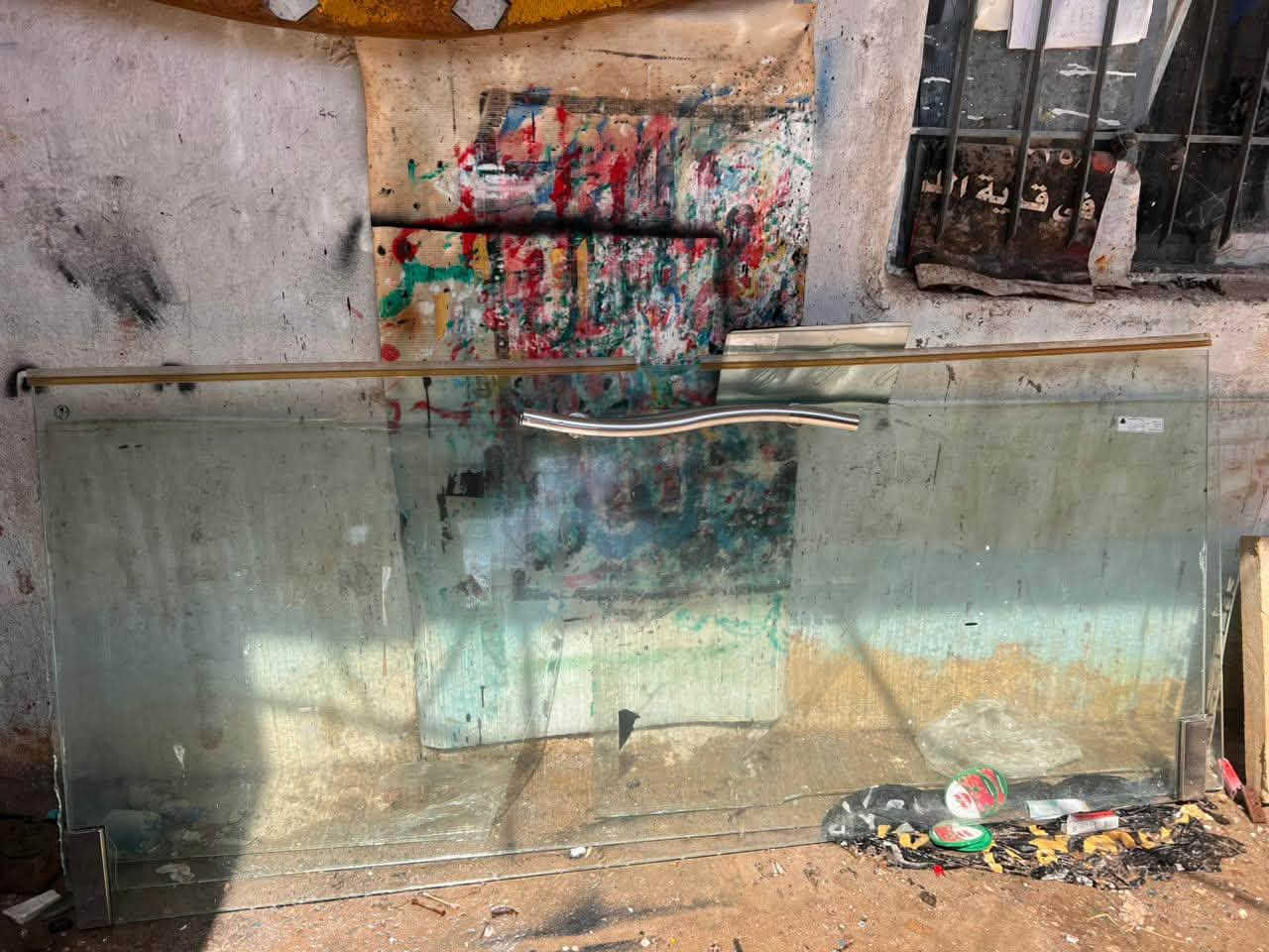 جام خانه  طول210. عرض90  السعر 75 وبيهن مجال ‭***********‬
