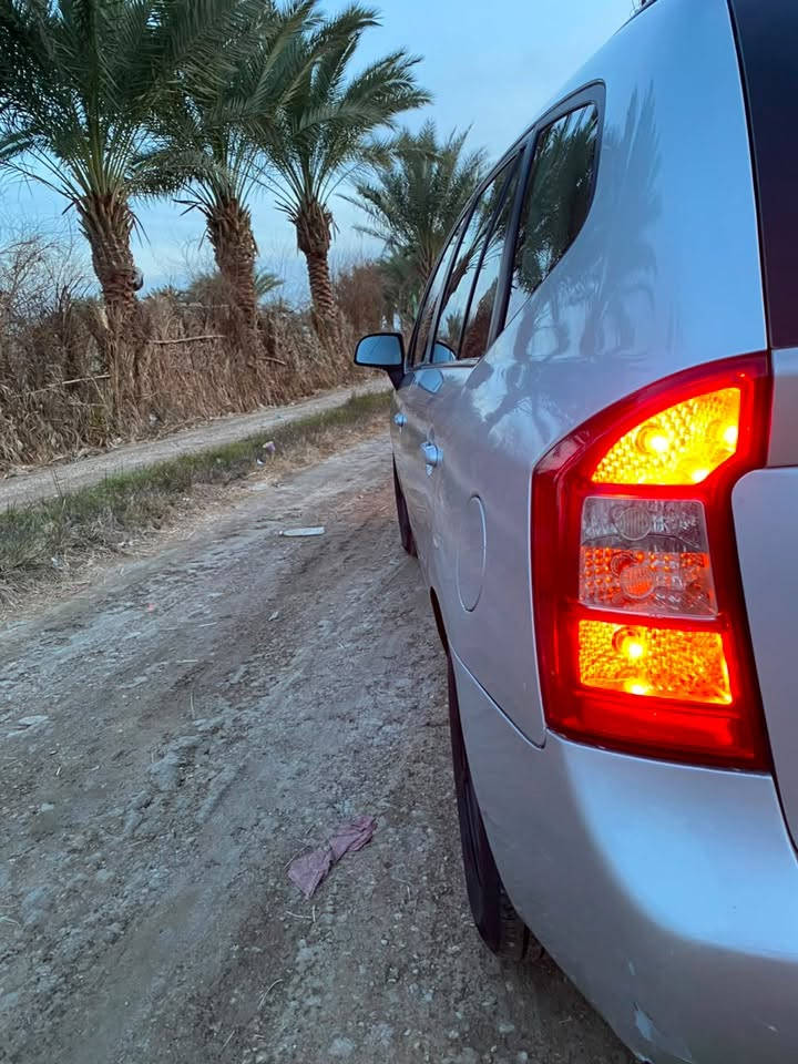كيا كارينز • ٢٠٠٨ • رقم بغداد