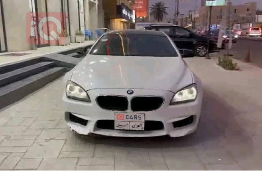 السلام عليكم
BMW 640 
سته سلندر محرك N55  المرغوب
وارد خليجي موديل 2015
فول مواصفات بانوراما ابواب شفط بردات كهرباء تبريد ثلج كير محرك خير من الله تايرات جدد حادث في اربيل جاملغ عكس السائق مصبوغه حزام . 
للبيع او المراوس حسب القناعه 
السعر 170 ورقه. 
للاستفسار ***********

نص مكتوب في الصور:
- iQ
- IQ CARS
- 10