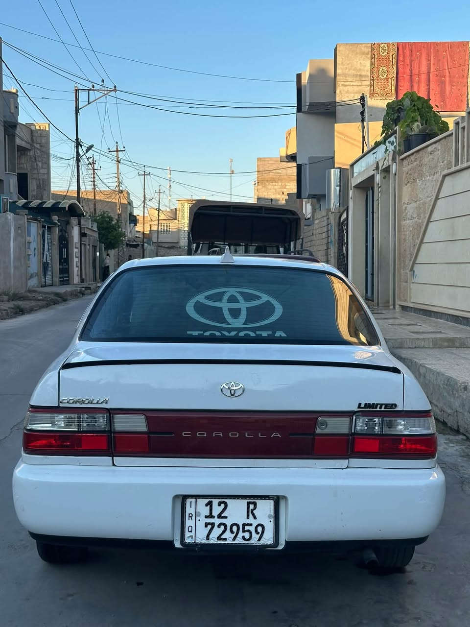 السلام عليكم 
كورلا للبيع موديل ٩٢ كير محرك شرط سنوية هزة جديدة كاربون موجود شرط التحويل سياره جاهزة مكاني موصل الجانب الايمن الهرمات السعر ٣٨ 
*********** 
***********
