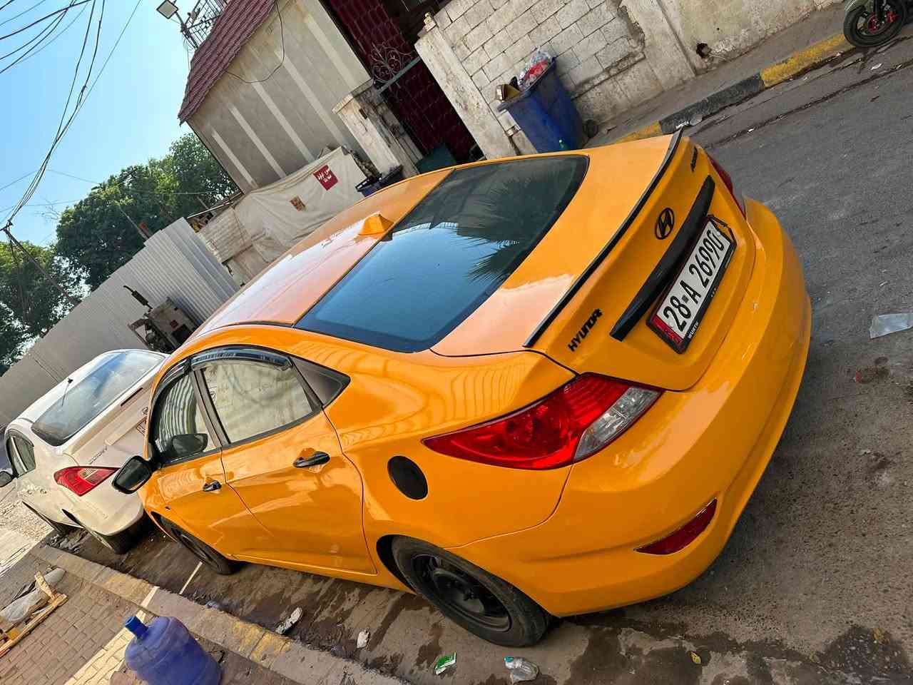 للبيع موديل 2012 خليجي مكينه 1600 قطرتين
حادثها جاملغ امامي وجاملغ خلفي والسياره معدله ومعمره وجاهزه 
السياره بأسمي تحويل ثاني يوم 
مكاني بغداد الكرادة ساحة الاندلس 
السعر 62 ورقه وبيها مجال 

***********
