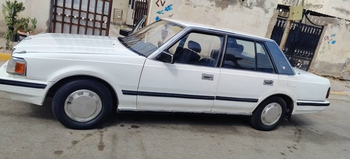 سلام عليكم سوبر موديل 1987
سياره مصبوغه صبغ عام محوره ميكنه ففتي 2500 سياره كله جاهز تخم تايرات جدد مامتواجد عل فيس لاستفسار لاتصال عله رقم ***********

نص مكتوب في الصور:
- إدخال نص