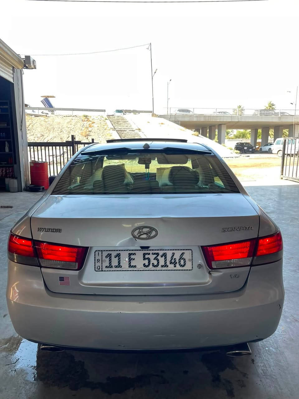 سوناتا 2008 لمتدد محرك V6 3300 
محرك وكير جدد بلباكيت نكره سلف
السياره عليها منظومة غاز يعني التفويلة ب 9 الف 
حادث السياره جاملغ خلفي جهة السايق + باب السايق مبدل باقي السياره كلها ليبل واحد ممبدل بيها قطعة 
مواصفات السياره :
مزروع عدسات زنون ب 150$
كامرة خلفية دوارة ع بارك 
شاشه كار بلاي 
فتحة سقف
سستم سماعات اصلي دمام قوي 
تخم تاير بلباكيت 
صدر امامي خلفي بلباكيت 
منظومة بريك كامل بلباكيت
منضومة تبريد جديده
السياره هواي مصروف عليها من كماليات والصور كدامك وشوف بعينك 
السعر : 95 وبيها مجال 
مكاني : بغداد حي العدل شارع الاسواق المركزية
للاستفسار ***********
