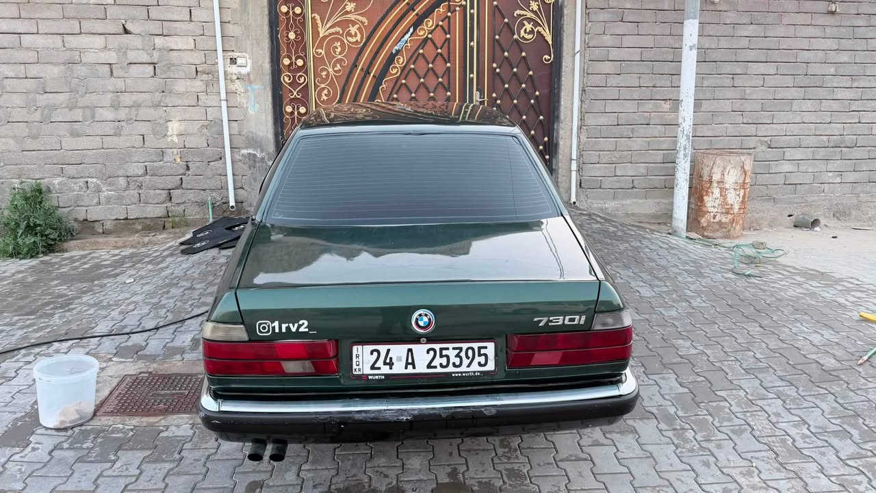 BMW 1992
مكينة وكير جديد تبريد ثلج السيارة رقم دهوك اب اسمي السيارة كلشي بيها جديد ترايك وين ماتريد مكانها البصرة قضاء المدينة سعرها 64 

***********
