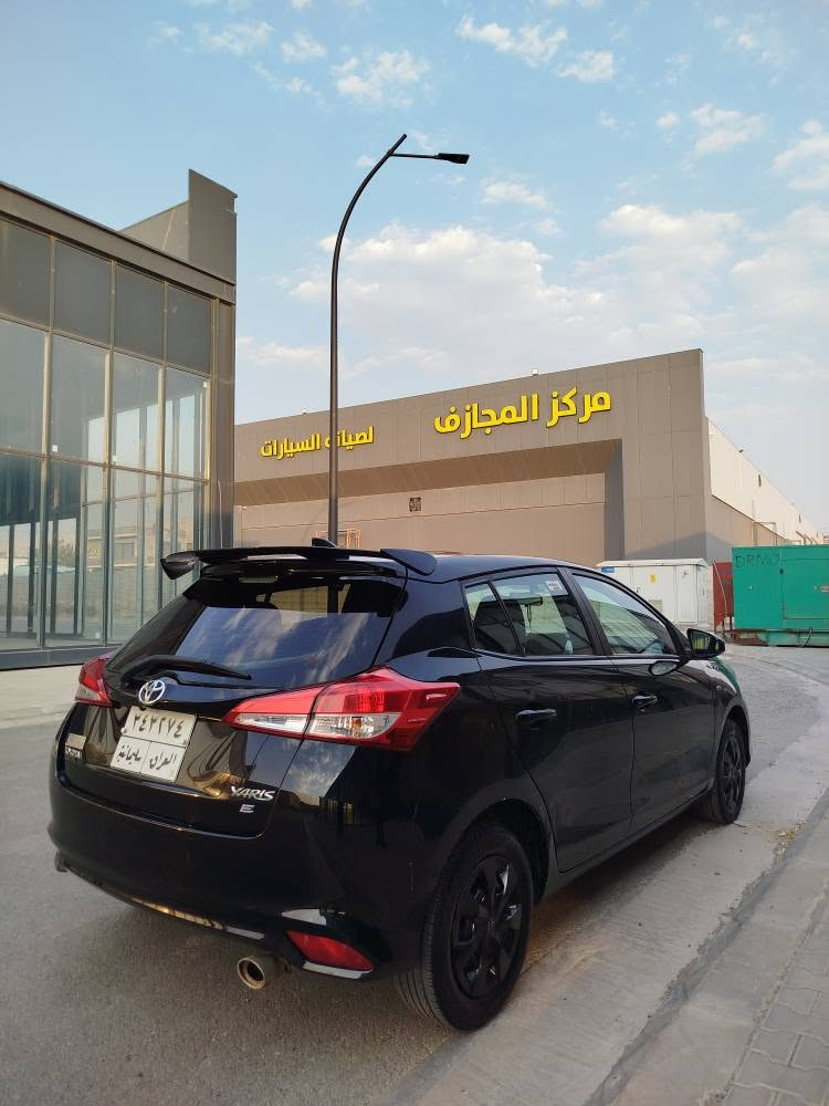 تۆیۆتا یاریس جانتای 2019
گێڕ و مەکینە و کارەبای و هەموو گیانی بەشەرت
یەک چەمەلەغی دوای سەکنی بۆیاخە
97 هەزار کم ڕۆشتوە هی دەستی خۆمە
سەیارەکە ڕوبەڕو لە ڕەسم جوانترە
118 گەڵاو معامەلە
***********
شوێن : سلێمانی السليمانية, العراق
