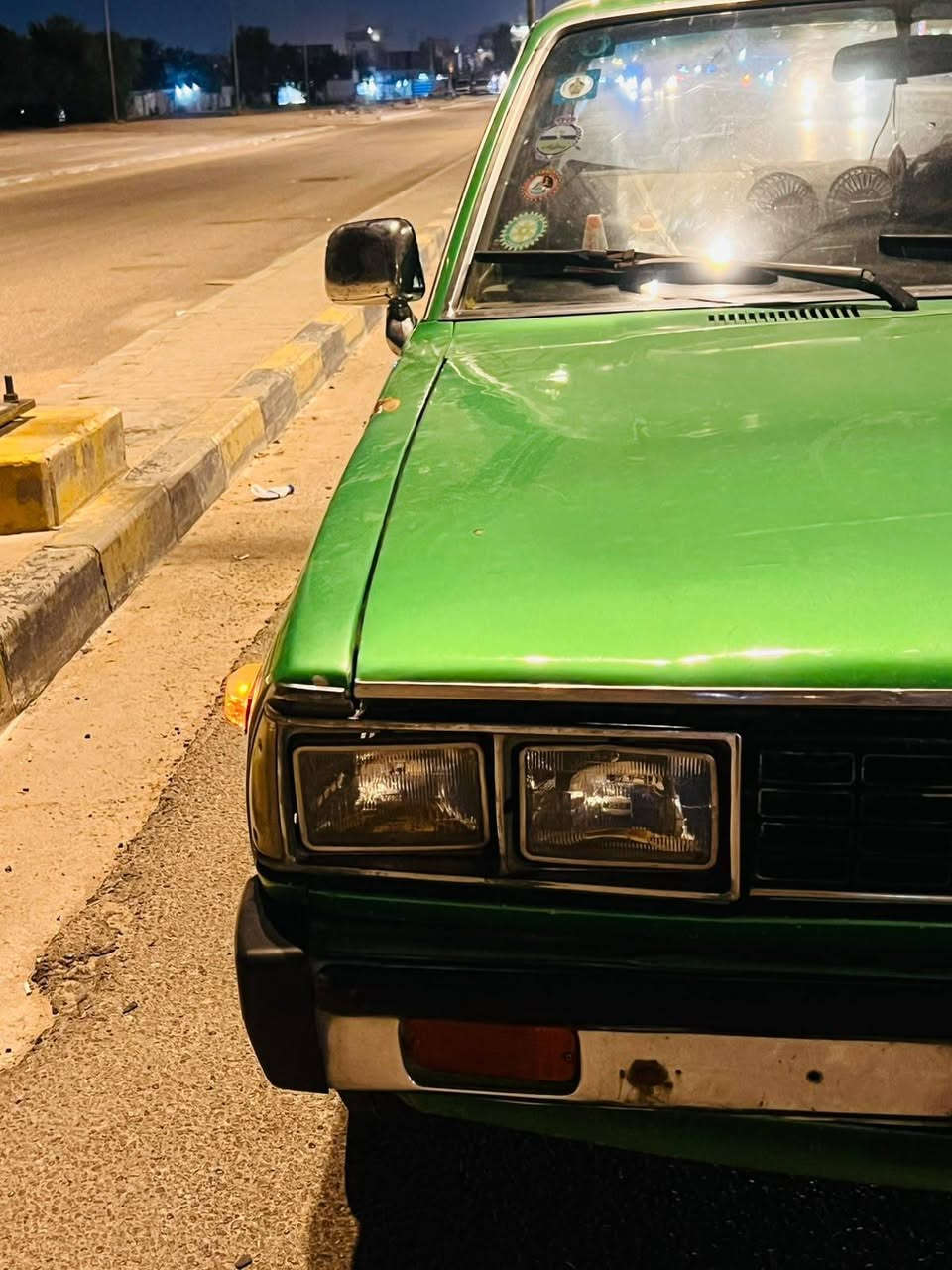 سلام عليكم كرونه موديل 80 رقم بغداد دولي تبريد ثلج اوتوماتيك محرك بلاد حلوه سياره نضيفه لبيع سعر 35 وبيه مجال مكاني نجف ***********
