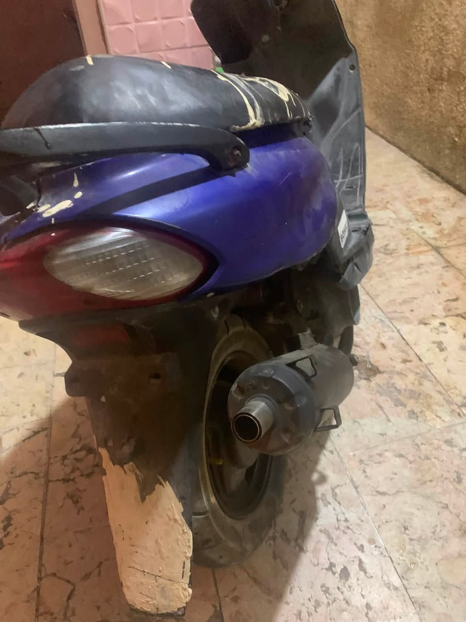 السلام عليكم 
دراجه 
ماكس 
لبيع 

دراجه مكينه نضيفه

بيه صالنصه رياضي fM

يرادله ترتيب بسيط 

السعر 175 وبيه مجال بسيط 

العنوان بغداد البلديات 
شارع الكاشي 

***********

