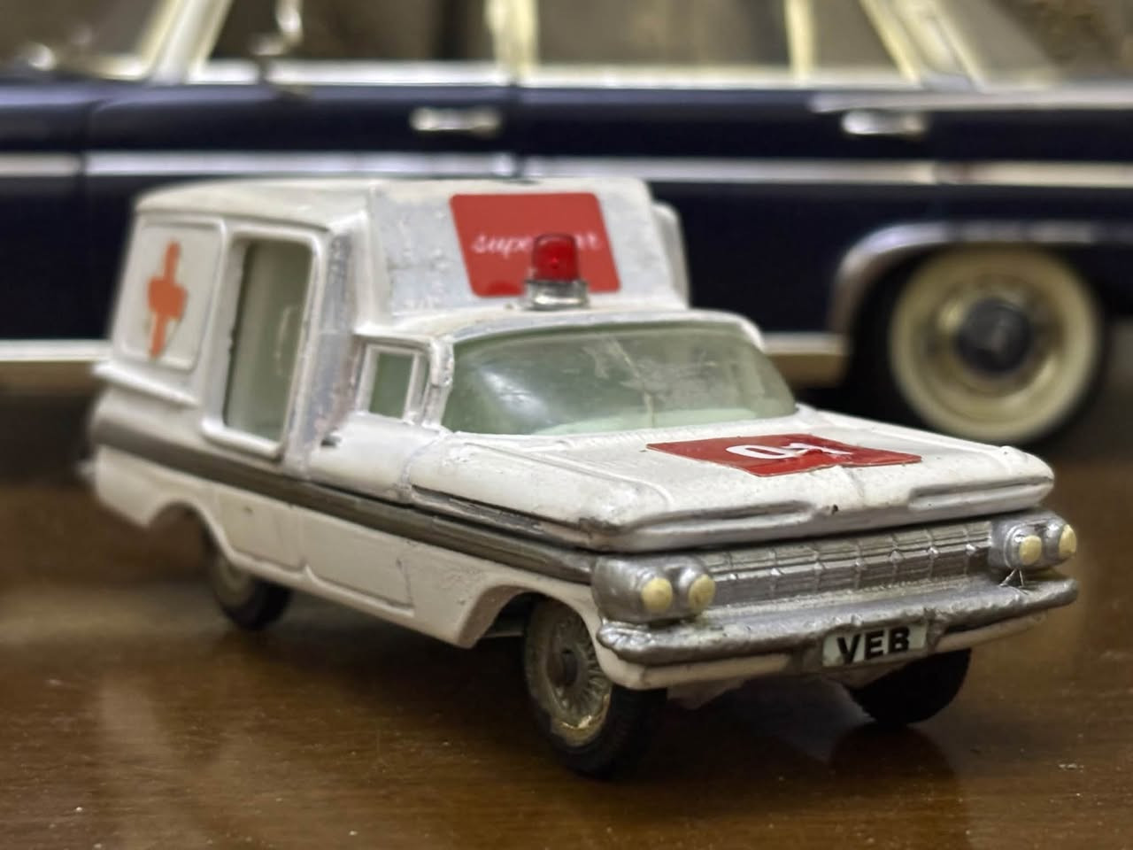 1959 Chevrolet impala 

.
.
.

حجم 1:43

صنع في بريطانيا من شركة Corgi Toys
🇬🇧 

السعر 17 الف ونصف 

تواصل على الرقم ***********
او على الخاص
