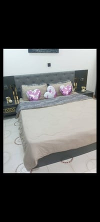 سرير • اثاث نوم • بدون تفاصيل