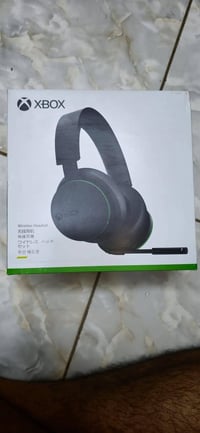 Xbox series x 2t نسخة النجوم نسخة خاصة و نادرة جهاز نظافة فول للبيع بك...