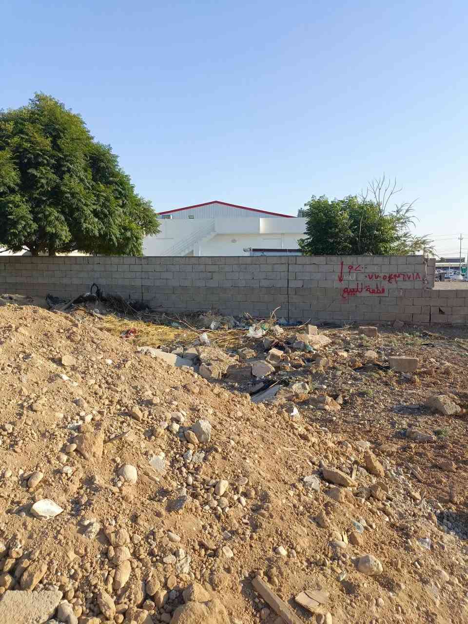 قطعه للبيع زراعي 200 متر ابحي الخظراء خلف معرض ديار بكر خلف التجاري للاستفسار الاتصال على الرقم ***********
