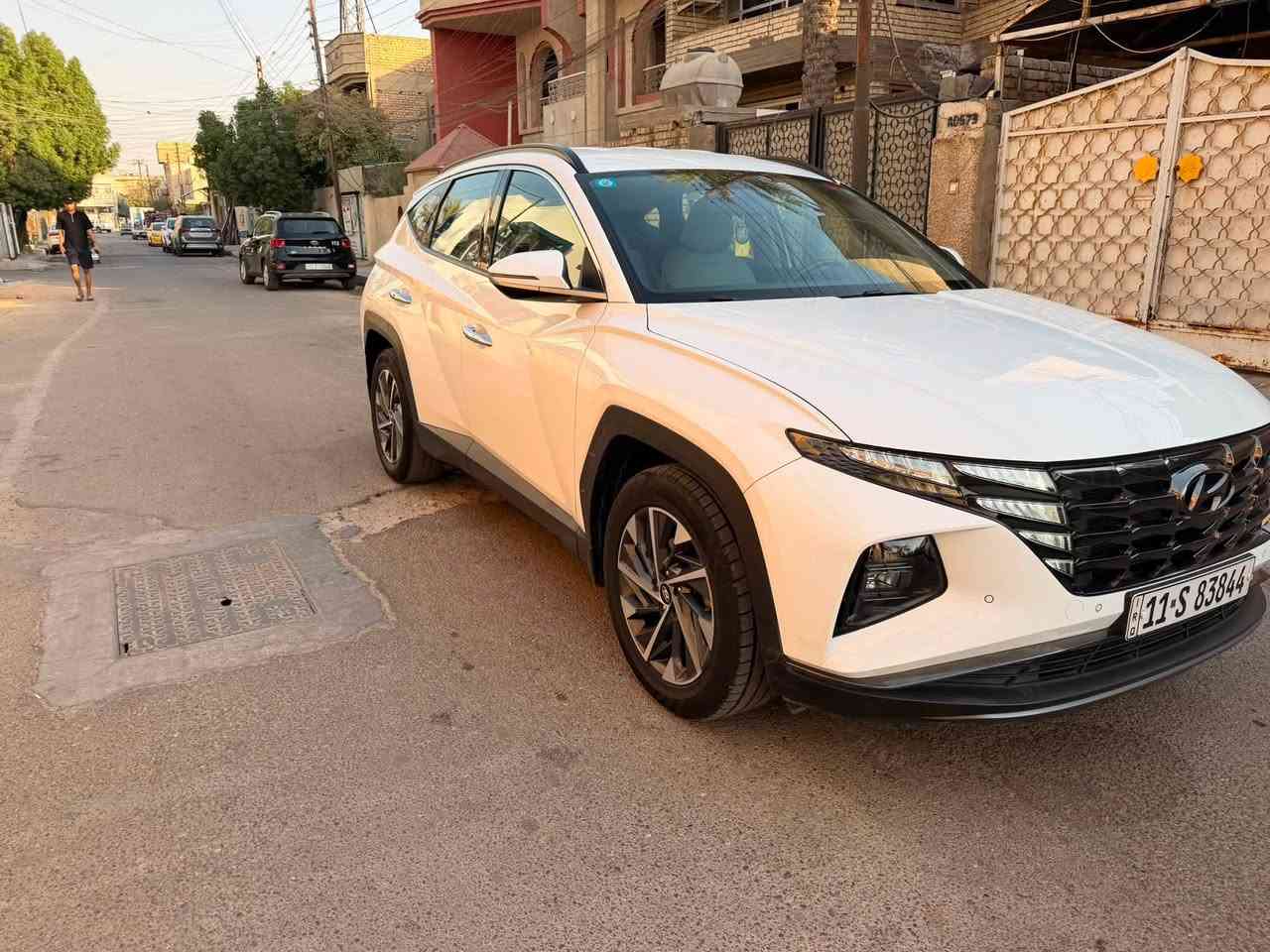 هيونداي توسان 2022
السلام عليكم 
توسان 2022 اللون ابيض وارد خليجي رقم بغداد محرك 2000

المواصفات
بيهة BDR. كد شبر فقط 
بصمه.. شاشه كاميرا 
تحكم ستيرن جهتين 
ثلاثه انظمه قياده 
مثبت سرعه
اشاير مري
شاحن و USP  
حساسات امامي خلفي
مانع انزلاق 
لد امامي
اوتو هولد
تبريد قطعتين
هاند بريك دكمه
دوشمة جلد اصلي وكالة
كراسي الامامية ثنينهم كهرباء 
بردات بلادي خلفي 187 ورقة 

السعر/18700مكاني بغداد شهداء البياع 
للاستفسار سيف  /***********
