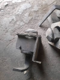 متوفر قفاله حاويات مال تريلات الي يريد يتفضل واتساب 07887717475