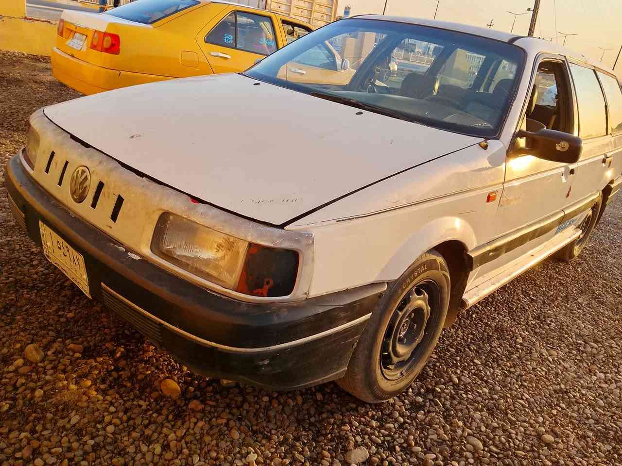 باسات موديل 1989 سنوية عظم سيارة جاهزه رقم صلاح الدين محرك 0،8  كير جديد محرك نظيف سعر 25 وبي مجال كوبون ماكو، ***********
