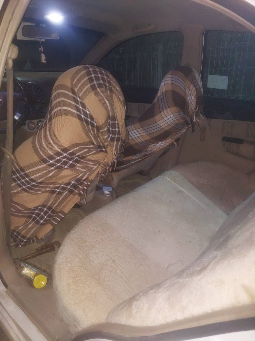 ئەفیۆ 2010 
نمونە لە  جوانی 📦
تەنها ١٧٧ هەزار کیلۆمەتر رۆشتوە 
ناو زەرد 
گێر ئۆتۆماتیک
تەبرید
رەقەم تازە 
چوار تایەی لۆک بۆ بەستوە بێ نوقسانی 
سەنەوی تا 2030 تازە 
بێ داعم 
تەنها بستێکی بۆیاخە 
گێرو مەکینەی لۆک بیلادی بچوک 
بێ کێشەوە بێ مەسرەف 
70 گەلاو بەس 
سلێمانی 
*********** السليمانية, العراق
