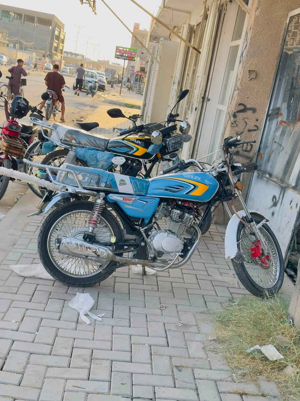 سلام عليكم تايكر موديل ٢٠٢٥ نشاط ومعدل يشك الكاع محرك ما مفتوح لون سمائي شاشه شغاله دراجه وضع شركه للبيع ب 700 وبي مجال حك جيه مكاني بيجي رقم ***********
