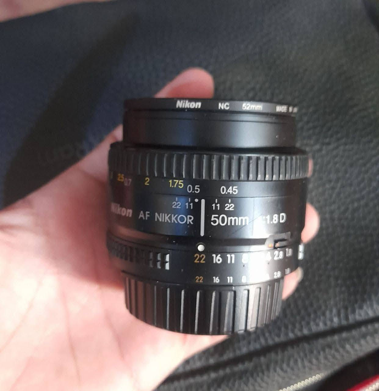 نيكون D610 فول فريم للبيع
1_ الكامرة نضافة 98% شتر 100k
2_عدسة 50mm نضافة جيدة جداً 
3_بطارية🔋 
4_ شاحن نيكون 🔌 
5_ جلاتين 
6 _ احزام 
7 ـ رام 32

السعر 700الف
واتساب واتصال فقط ***********
