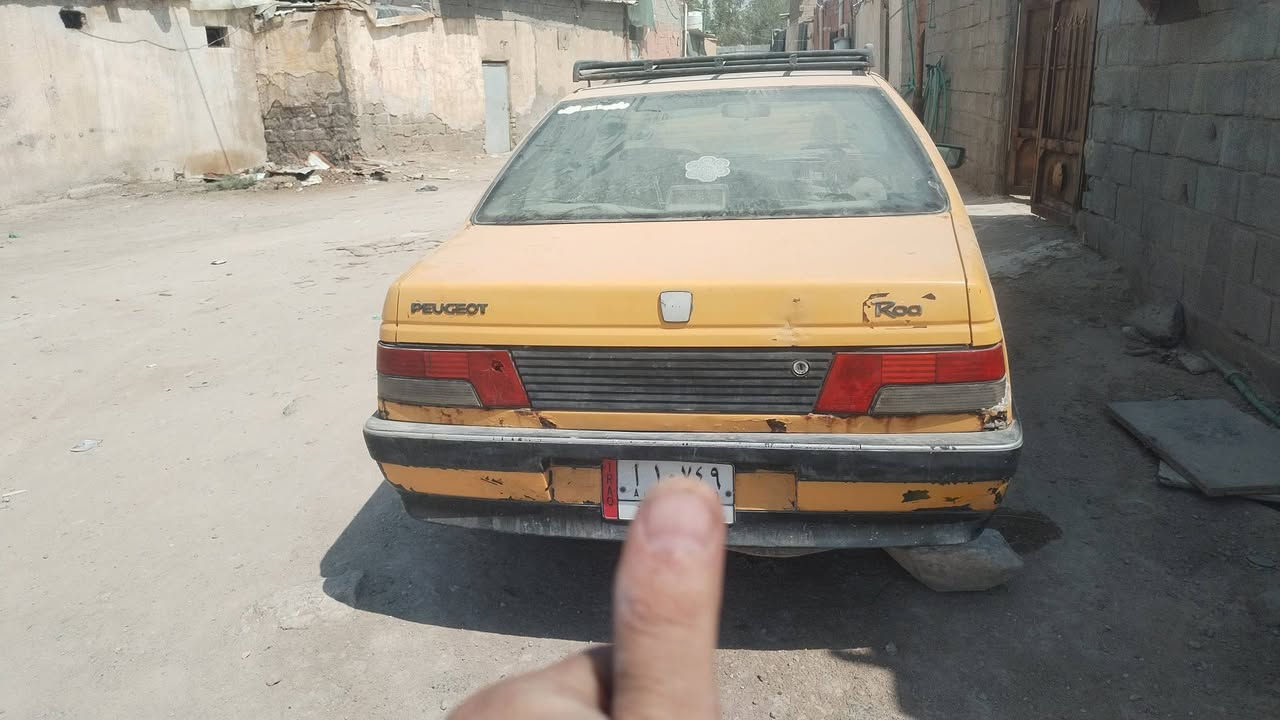 سلام عليكم بيجو روا البيع راعيه بل بصرة رقم ميسان المكان البصرة المعقل سعر 10ورقاة بيه مجال 
ملاحضه مكينه ونجي ومنضومه 
مال غاز شغاله  بيه حماوه قليله بس شغاله وجوزه مال سويج 
***********
