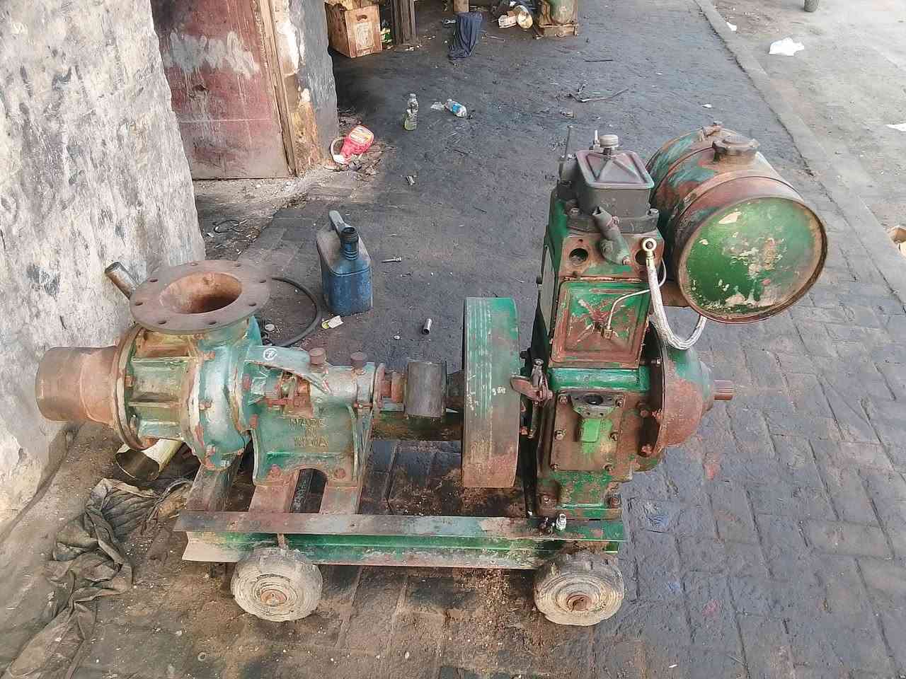 يسلام عليكم ماطور هندي 10حصان خنزيره 6في 6 شغال جاهز عل شغل لاتنقيص ولاتبخير سعر 500 وبي مجال مكان مسيب ***********
