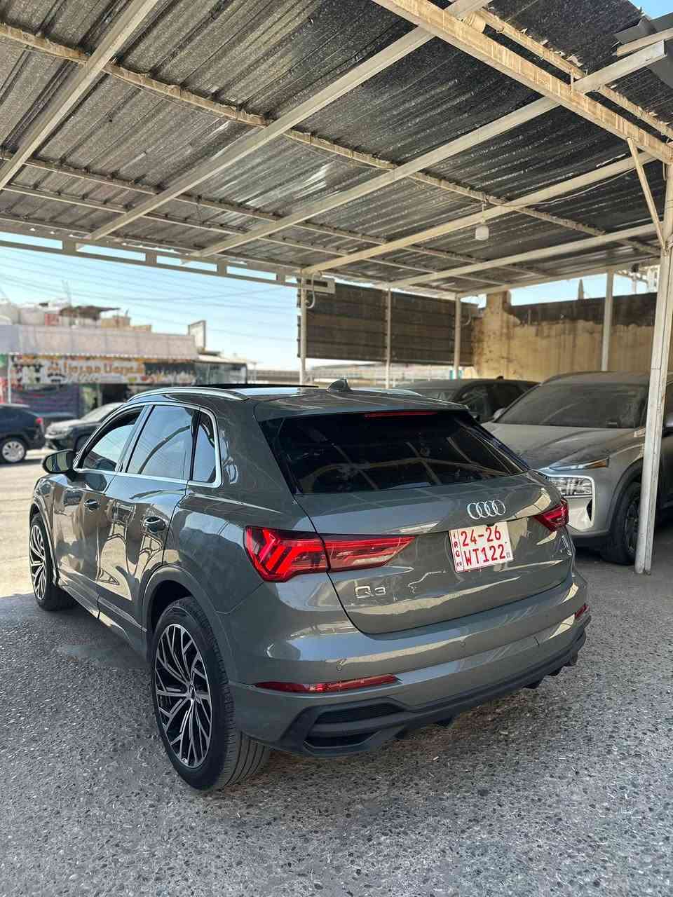 Audi Q3 موديل 2025
فول فول مواصفات بانورامه شاشه كبير كيجات ديجيتال الكتروني 

لون السيارة كلش حلو، سمنتي🩶

السيارة ماشية ٣٠٠٠ ميل 

3قطع صبغ بدون دواخل بدون ارباك 

السيارة رقم كاتي بشرط ترقيم دهوك / أربيل / السليمانية.

السعر سيارة 159 ورقه بية مجال

مكان سياره📍ئاكري عقرة
رقم تلفون واتساب ***********
