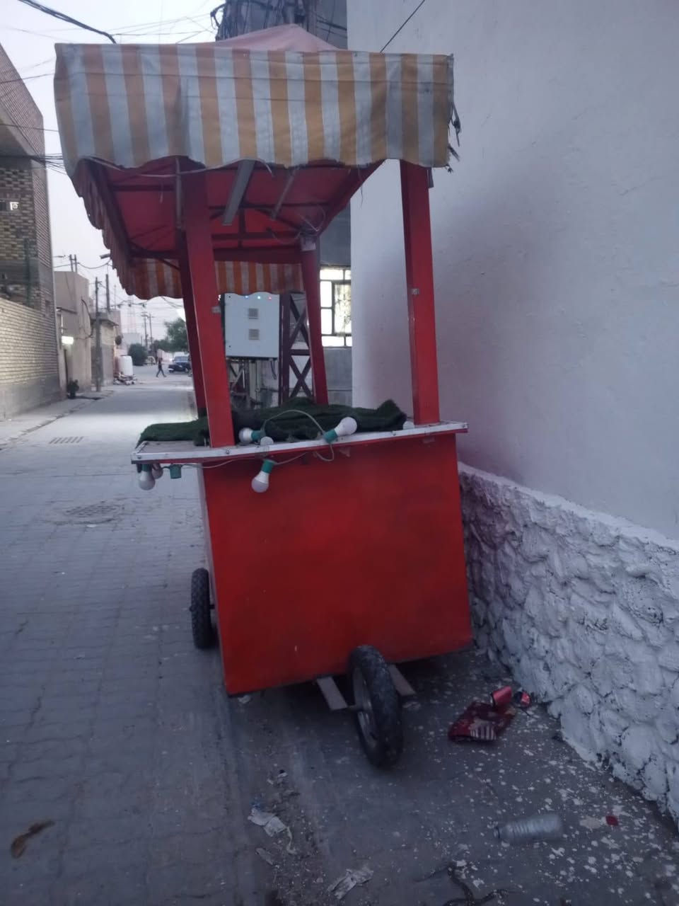 عربانه لبلبي • ٣ عيون • النجف