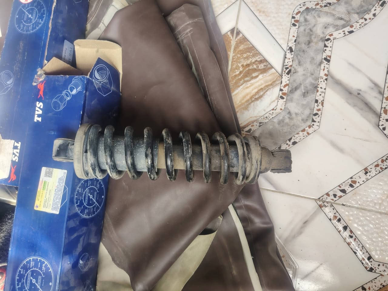 دبل تيك تيك • خلفي • نظيف